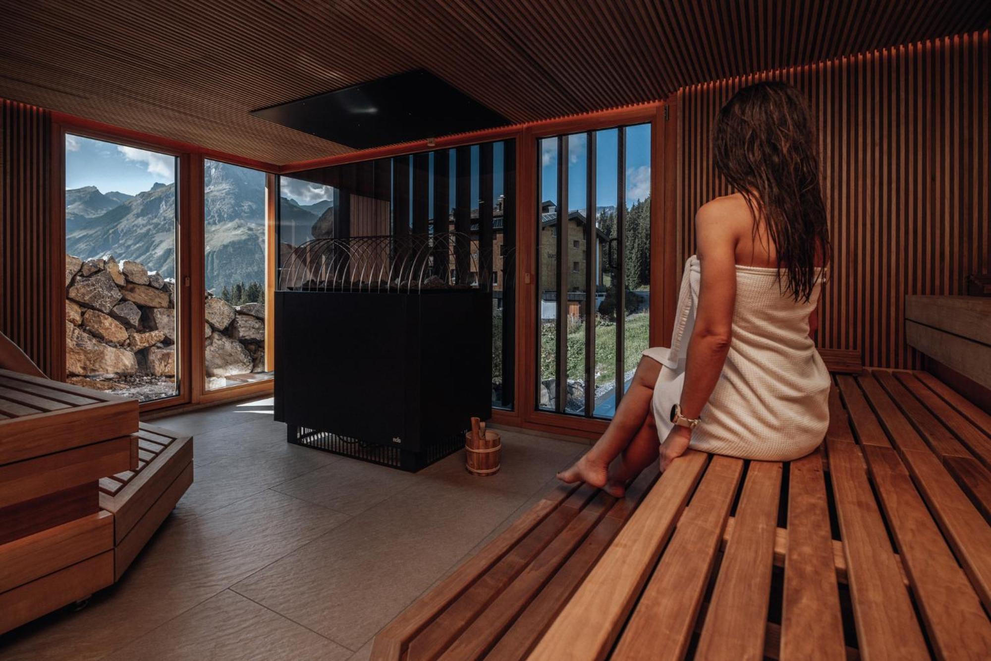 Hotel Goldener Berg レッヒ エクステリア 写真