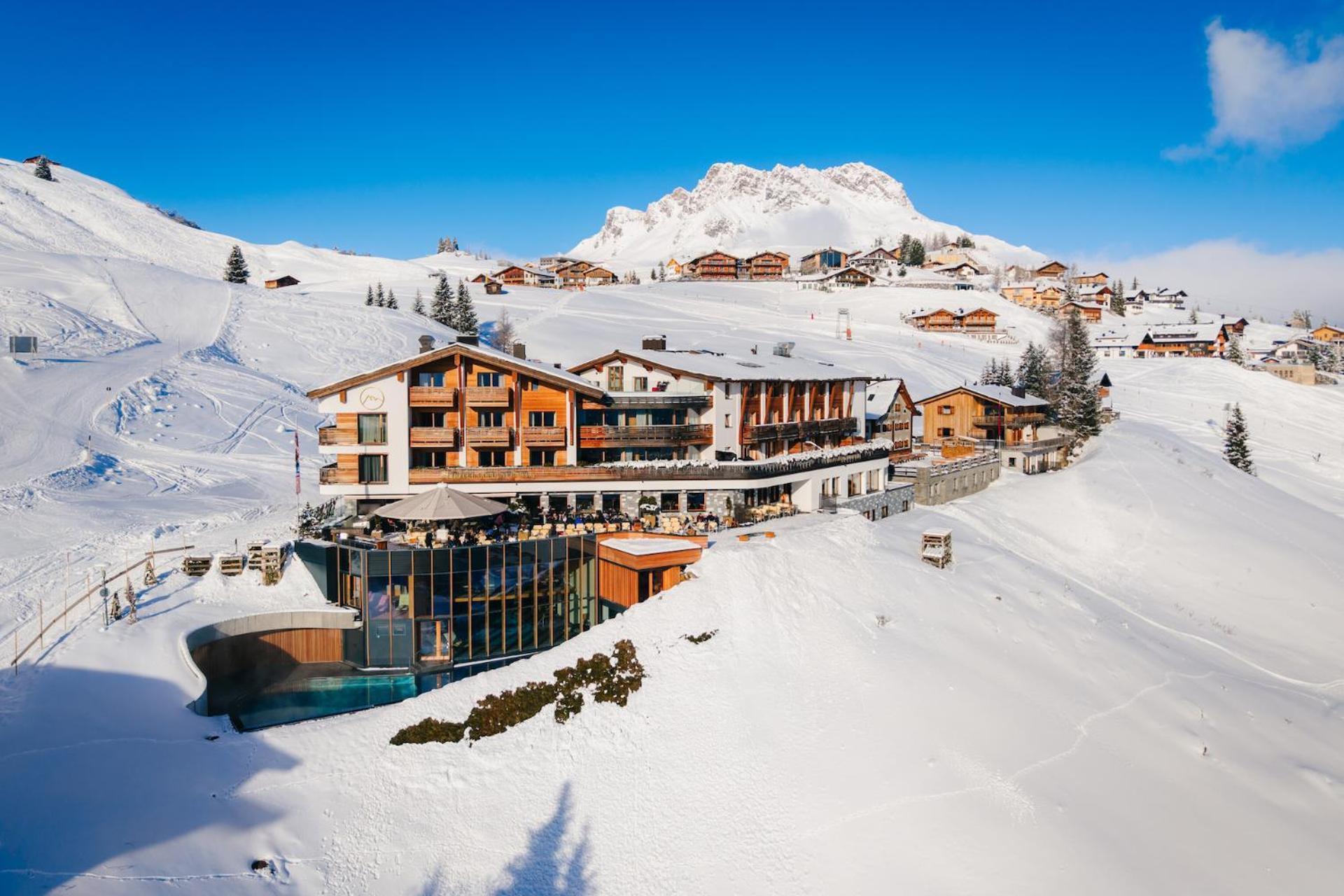 Hotel Goldener Berg レッヒ エクステリア 写真